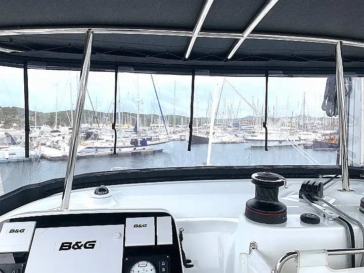 Lagoon 42 - 