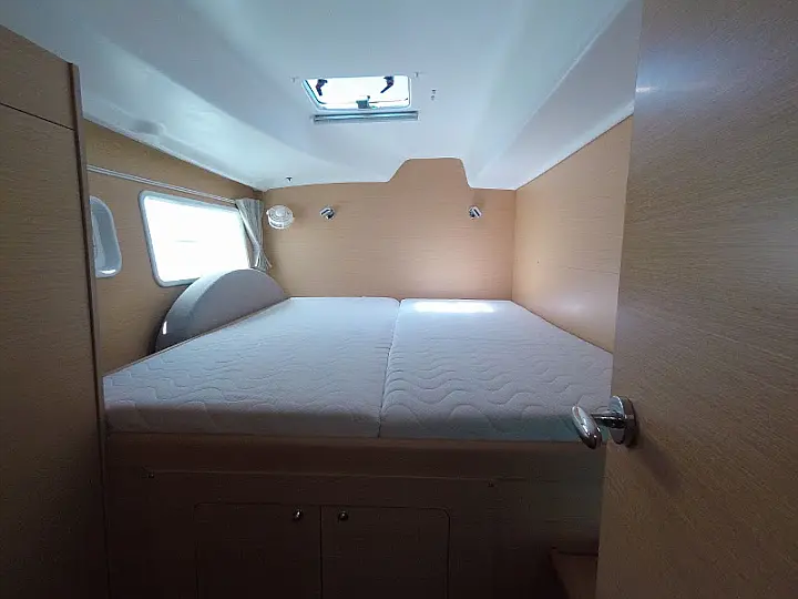 Lagoon 380 - 