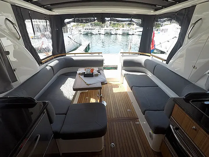 Marex 360 Cabriolet Cruiser - Marex 360 CC