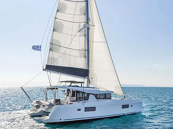 Lagoon 42