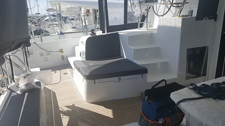 Lagoon 42 - 