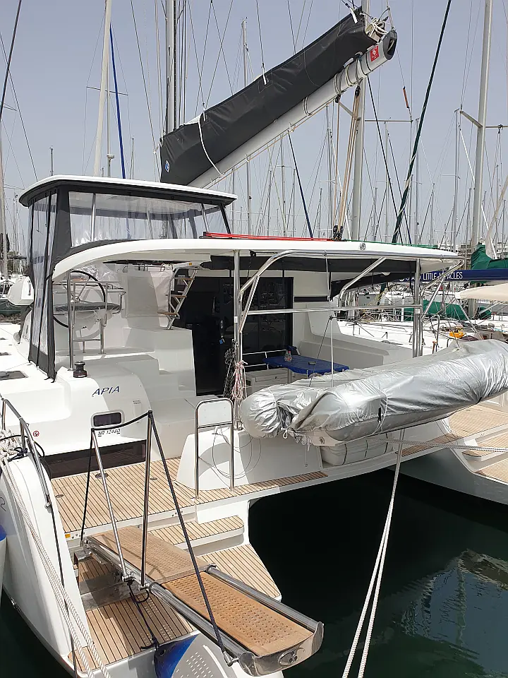 Lagoon 42 - 