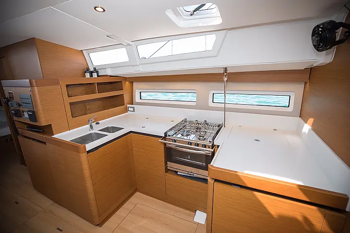 Sun Odyssey 490 4 cabins - 
