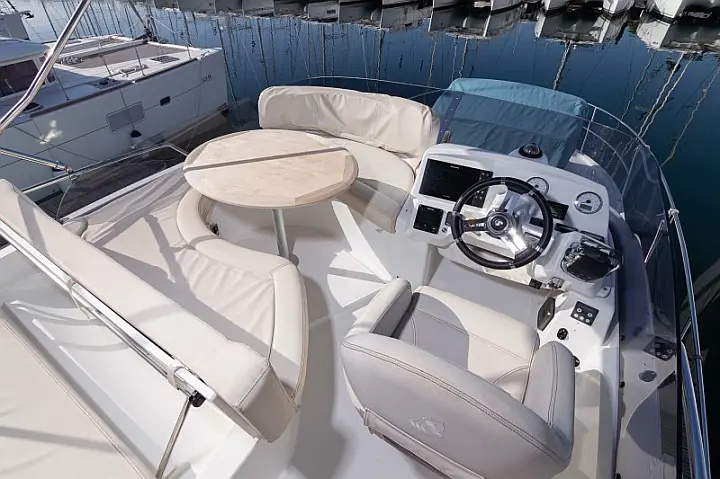 Beneteau Antares 36 - Antares 36