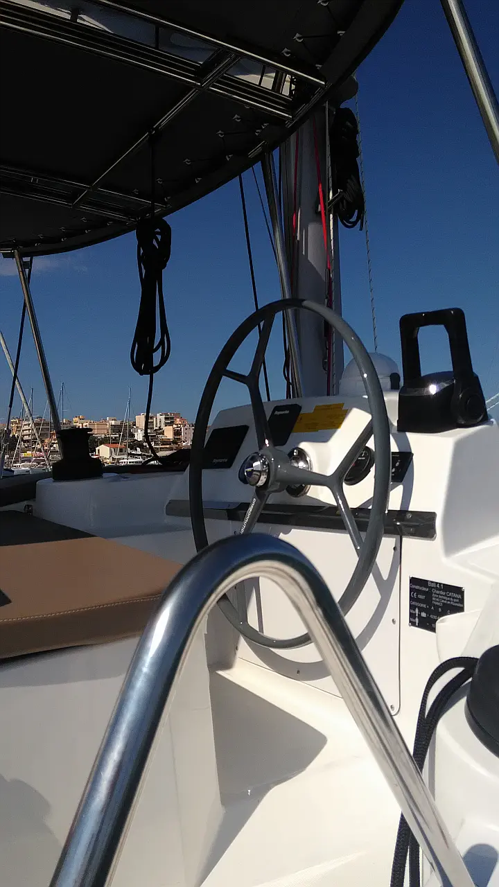 Bali 4.1 - Flybridge 