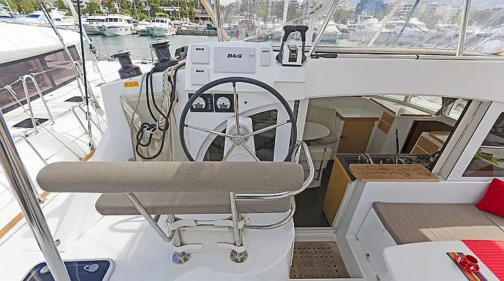 Lagoon 380  - 