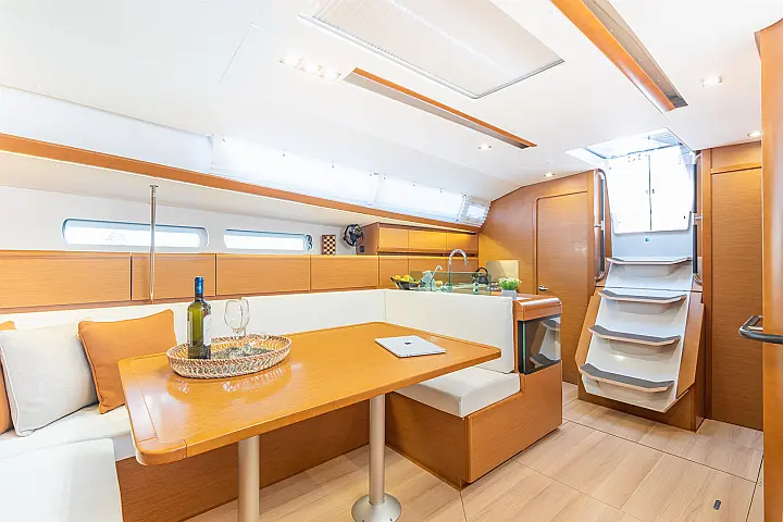 Sun Odyssey 449 - 
