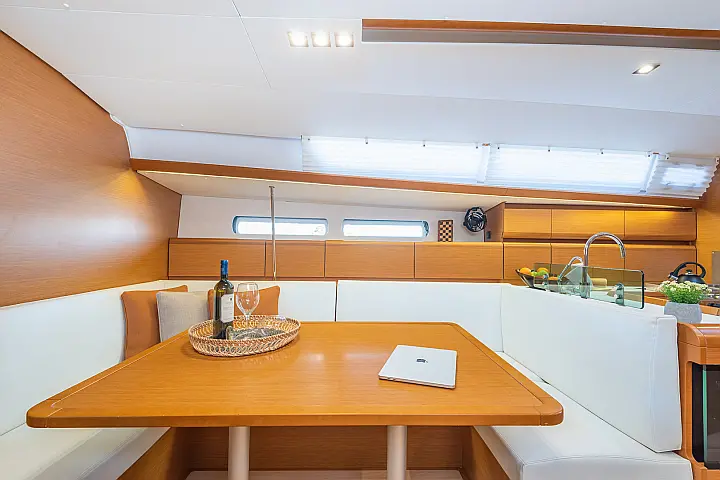 Sun Odyssey 449 - 