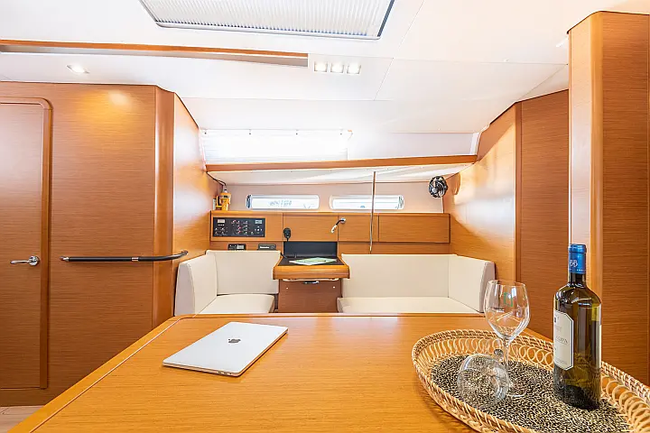Sun Odyssey 449 - 
