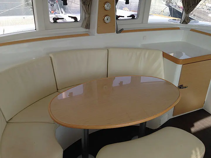 Lagoon 380 - 