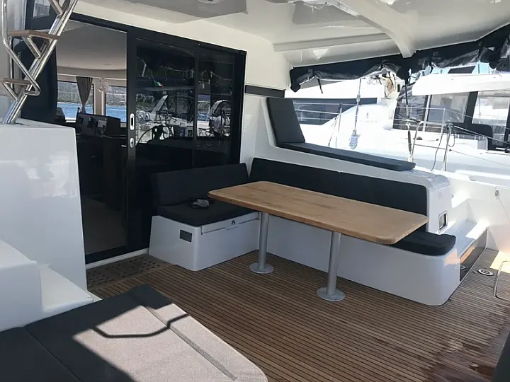 Lagoon 42 - 