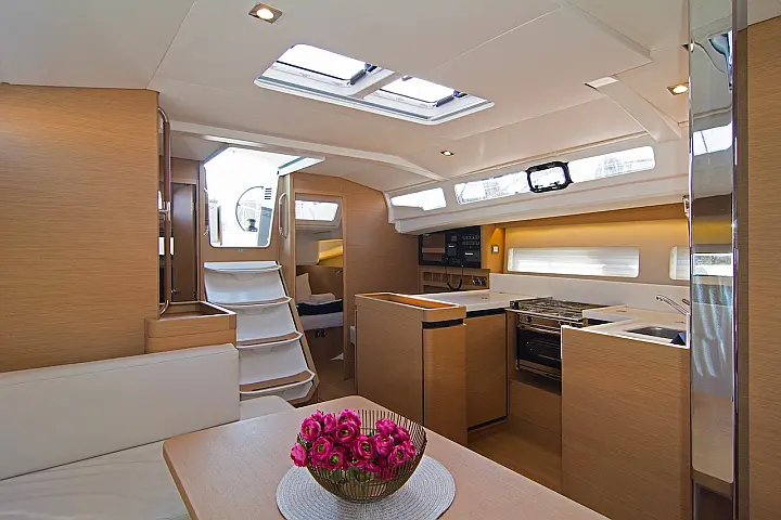 Sun Odyssey 440 - 