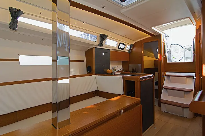 Sun Odyssey 349 - 