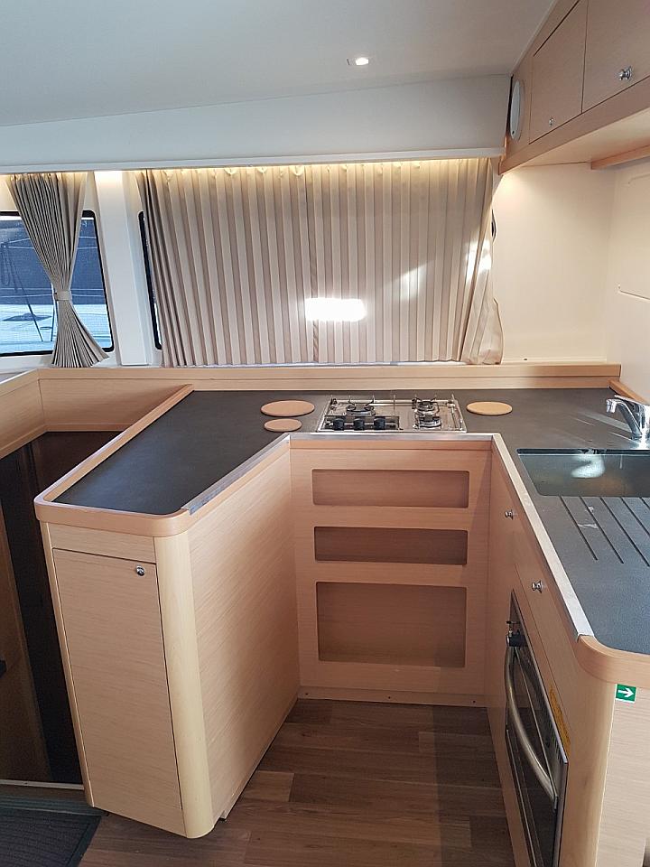 Lagoon 42 - 