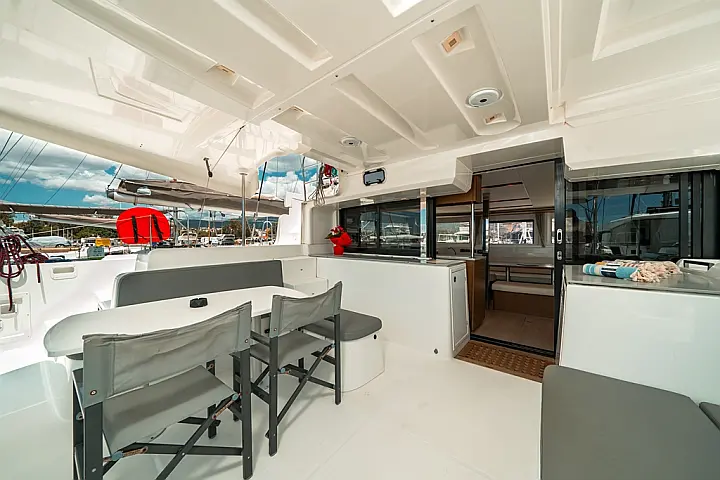 Lagoon 46   - 
