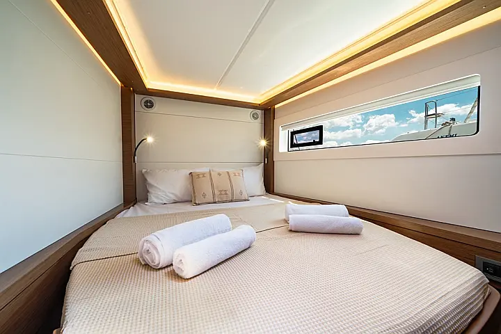 Lagoon 46   - 