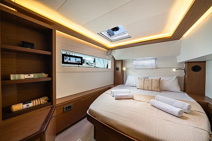 Lagoon 46   - 