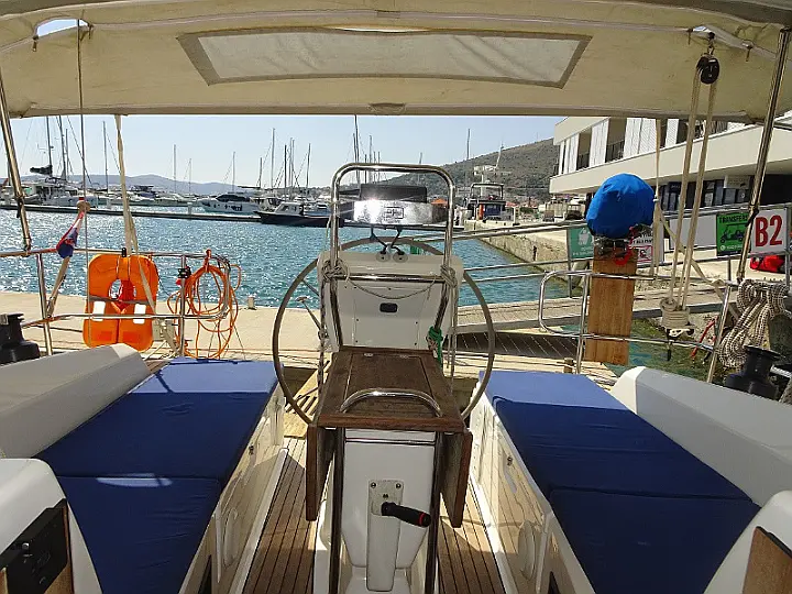 Bavaria 36 Cruiser - 