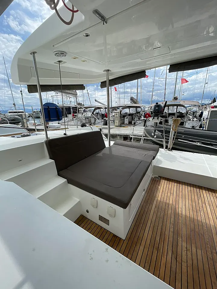 Lagoon 450F - 