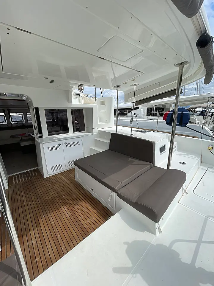 Lagoon 450F - 