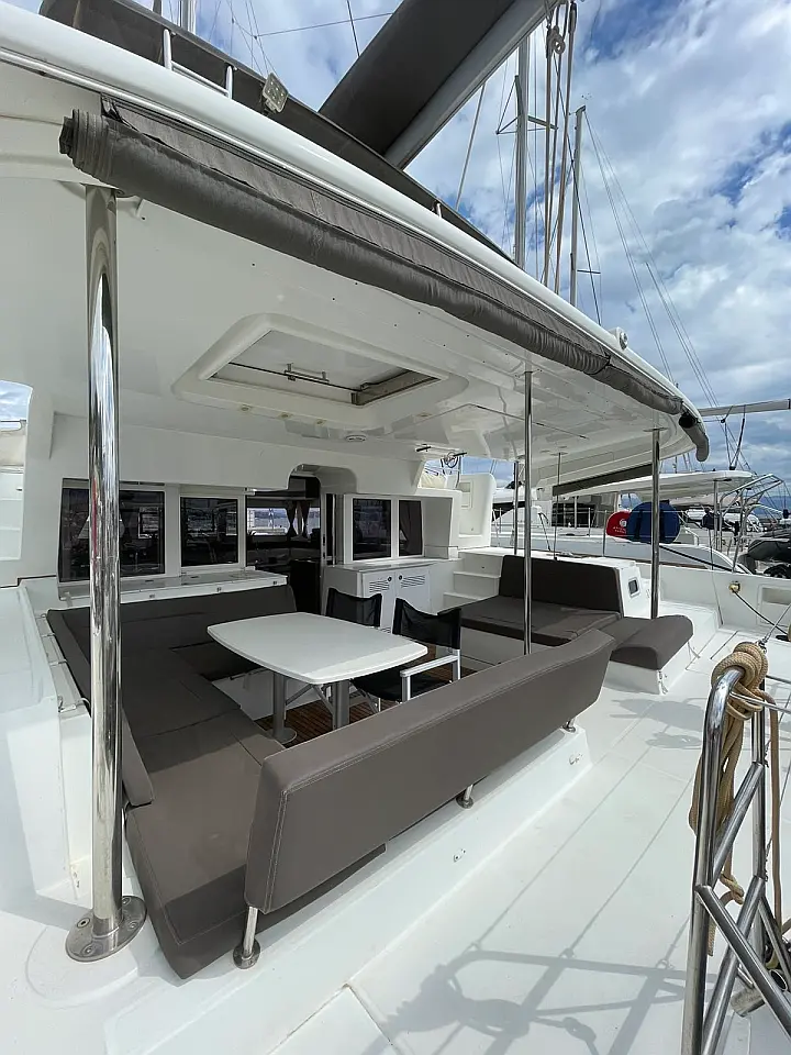 Lagoon 450F - 