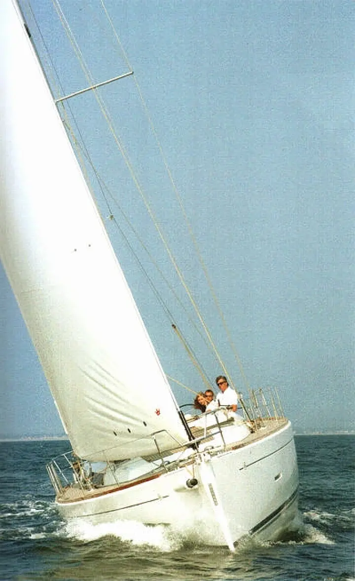 Dufour 450 GL - Sailing