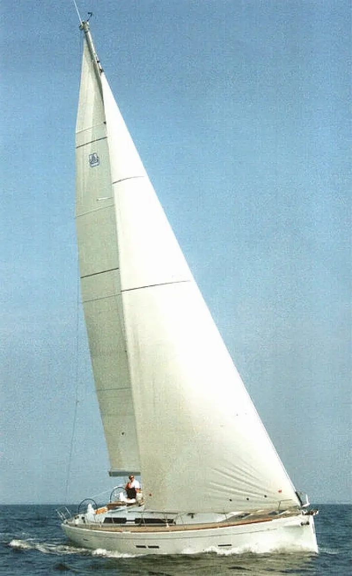 Dufour 450 GL - Sailing