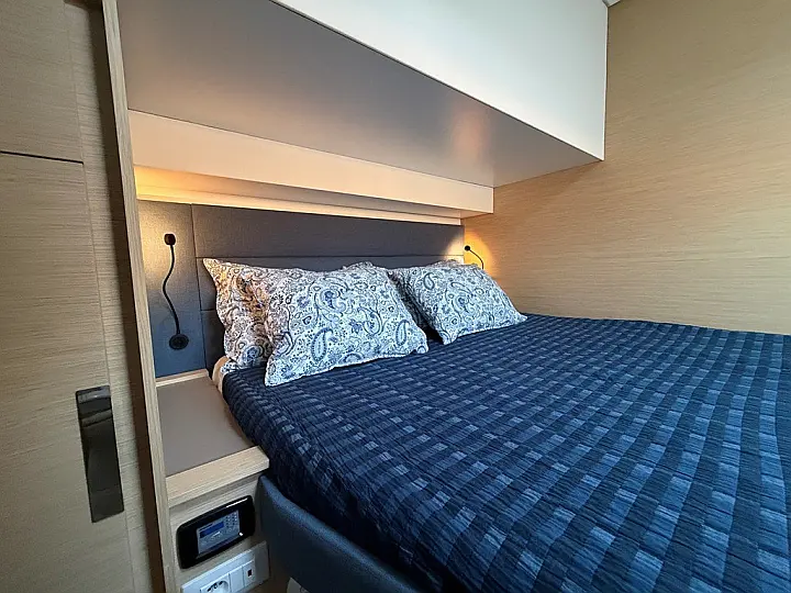 Aura 51 Skippered  - 