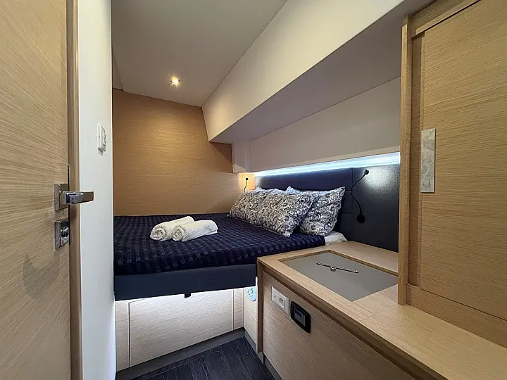 Aura 51 Skippered  - 