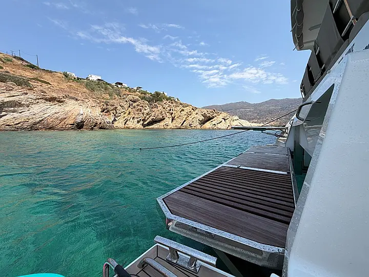 Aura 51 Skippered  - 