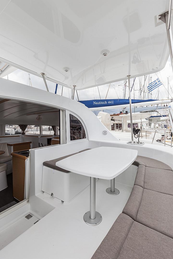 Lagoon 380 - 