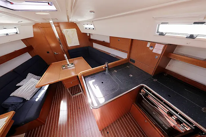 Bavaria 32 Cruiser - 