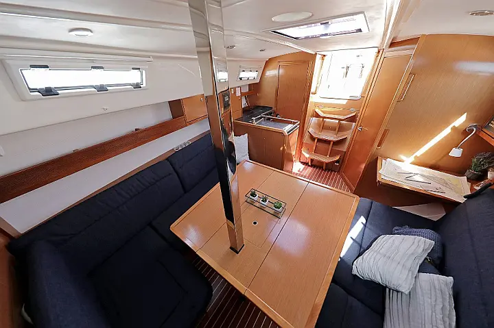 Bavaria 32 Cruiser - 