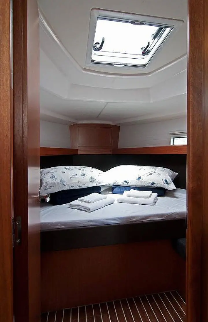 Bavaria 37 Cruiser - 