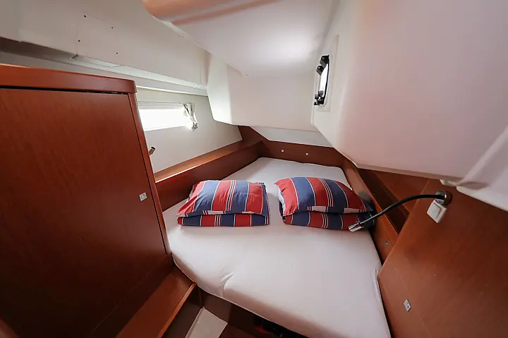 Oceanis 45-4 CABINS - 