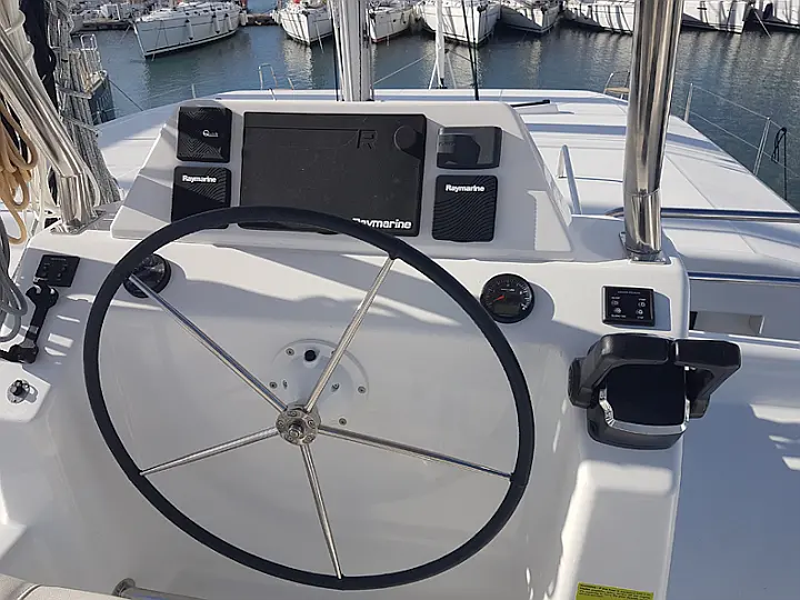 Dufour Catamaran 48 - 