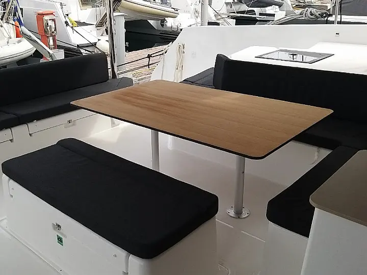 Dufour Catamaran 48 - 