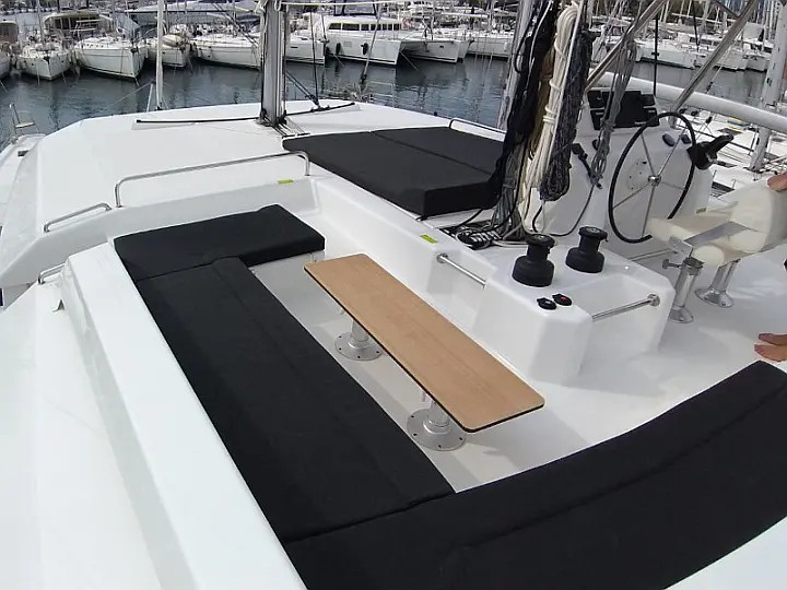 Dufour Catamaran 48 - 