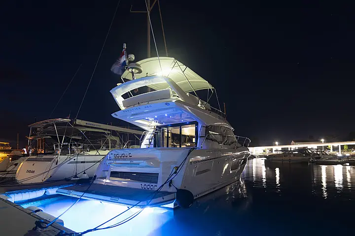 Prestige 460 - 