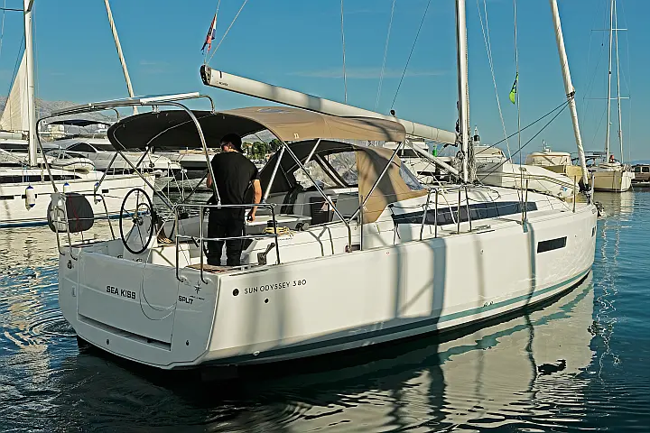 Sun Odyssey 380 - 