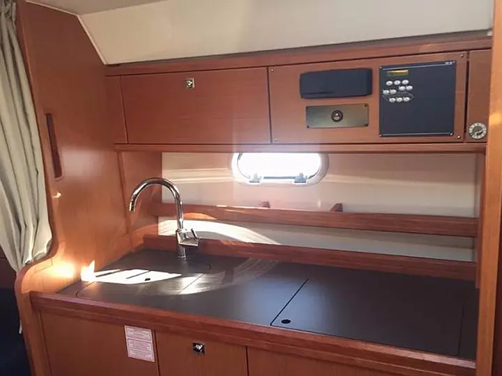 Bavaria Sport 32 - 