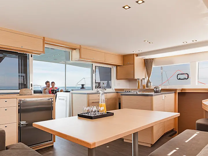 Lagoon 450  Flybridge - 