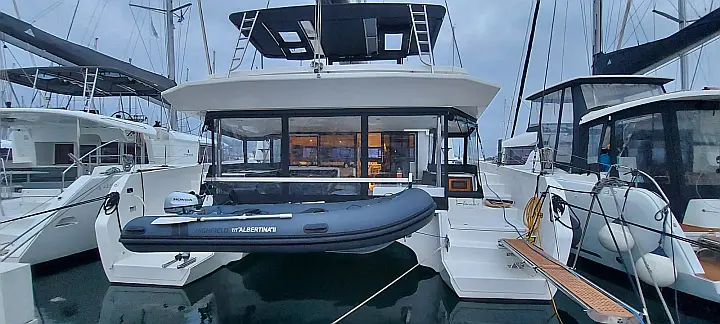 Dufour Catamaran 48 - 