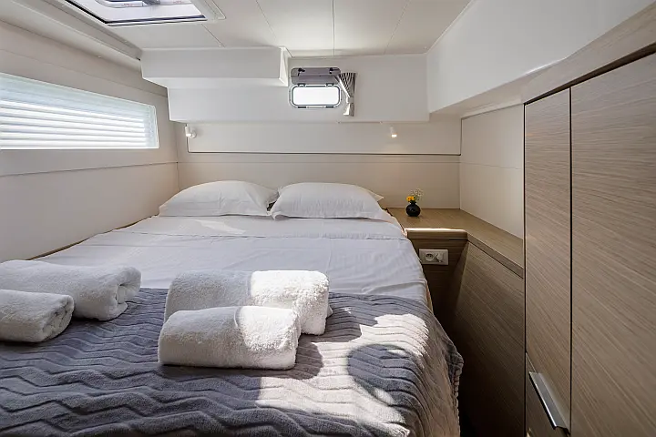 Lagoon 40  - 