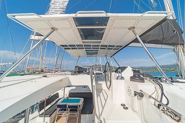 Lagoon 450  Fly A/C & GEN & WM - 