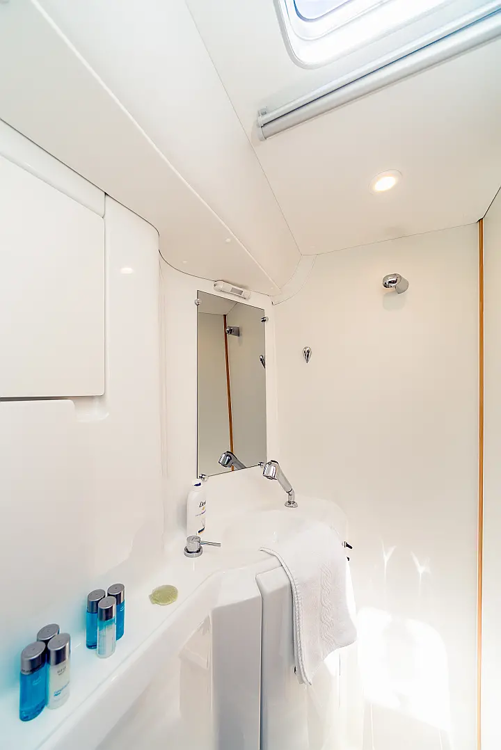 Lagoon 380 - 