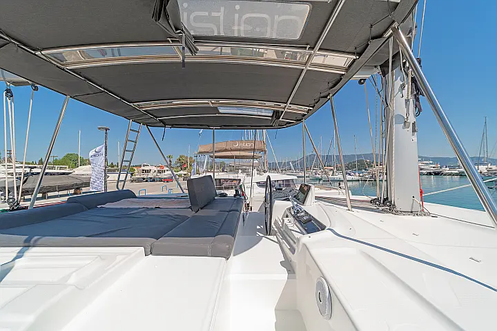 Lagoon 46 A/C & GEN & WM - 