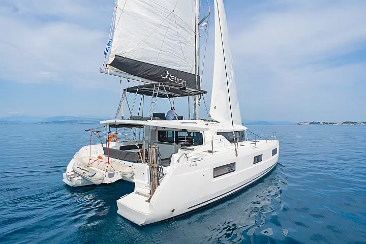 Lagoon 46 A/C & GEN & WM - 