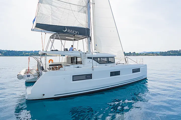 Lagoon 46 A/C & GEN & WM - 