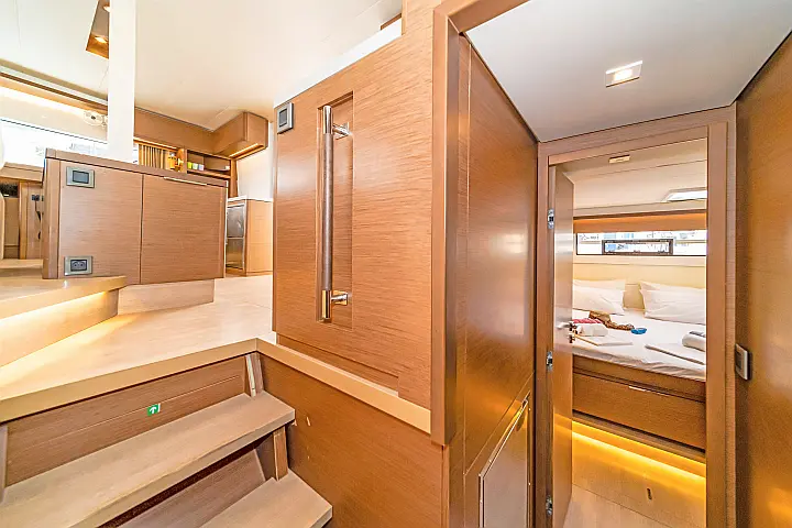 Lagoon 50 A/C & GEN & WM - 